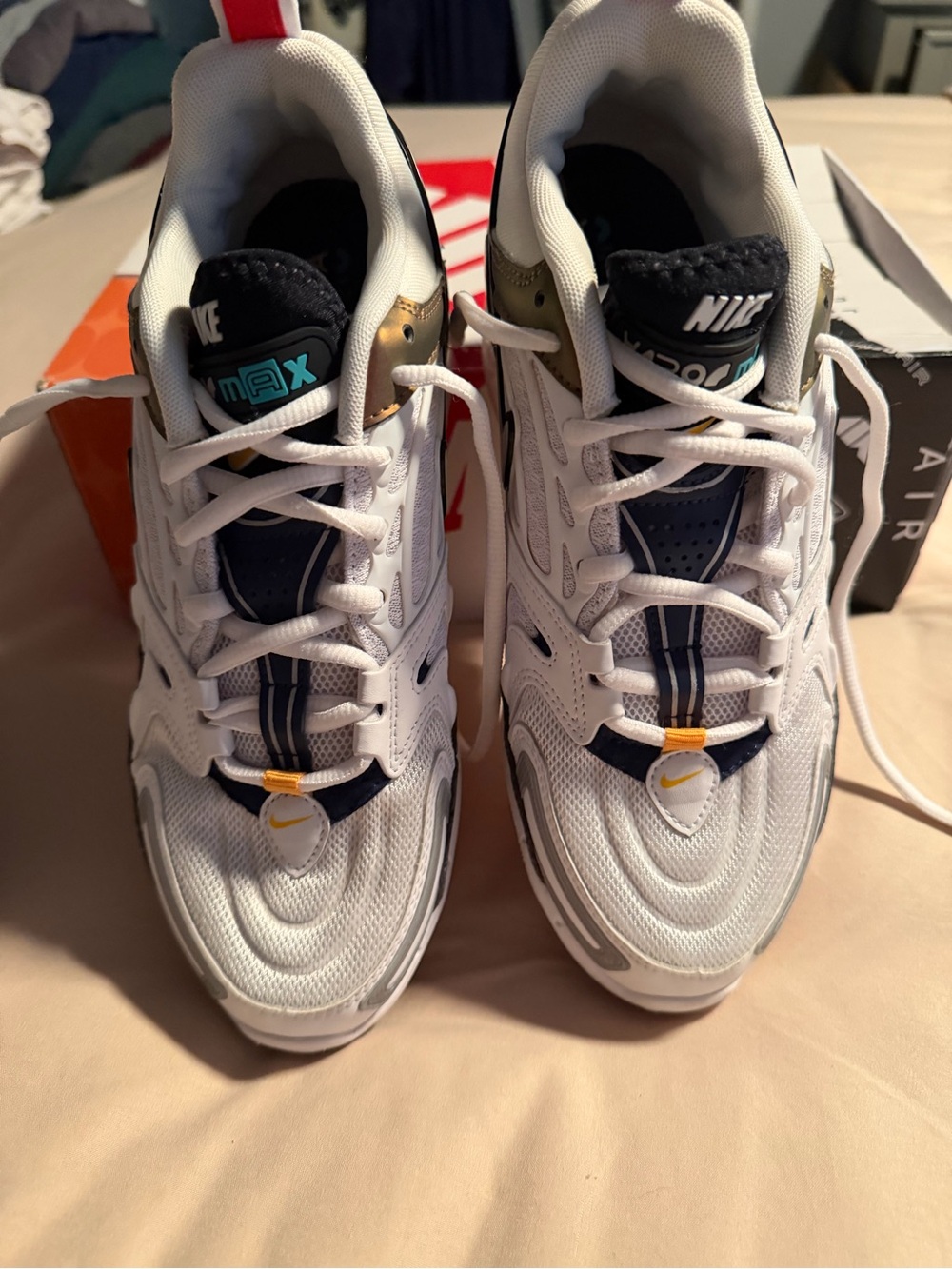 Nike White Navy Gold women’s Running Sneakers